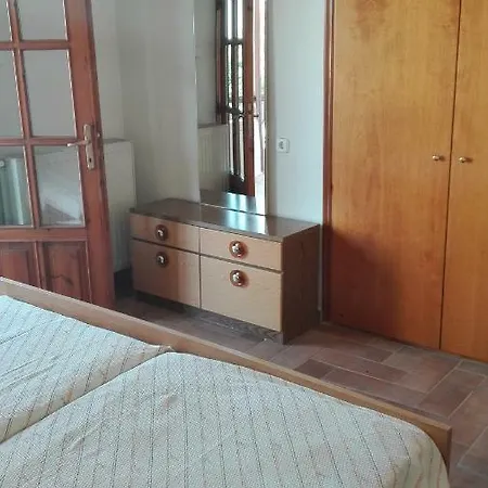 Olympus Patriko Apartment Vrontou